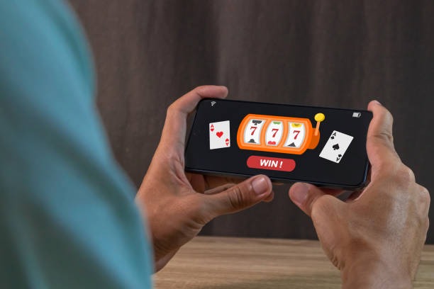 Ocean King slot game interface showing reels, payout table and balance